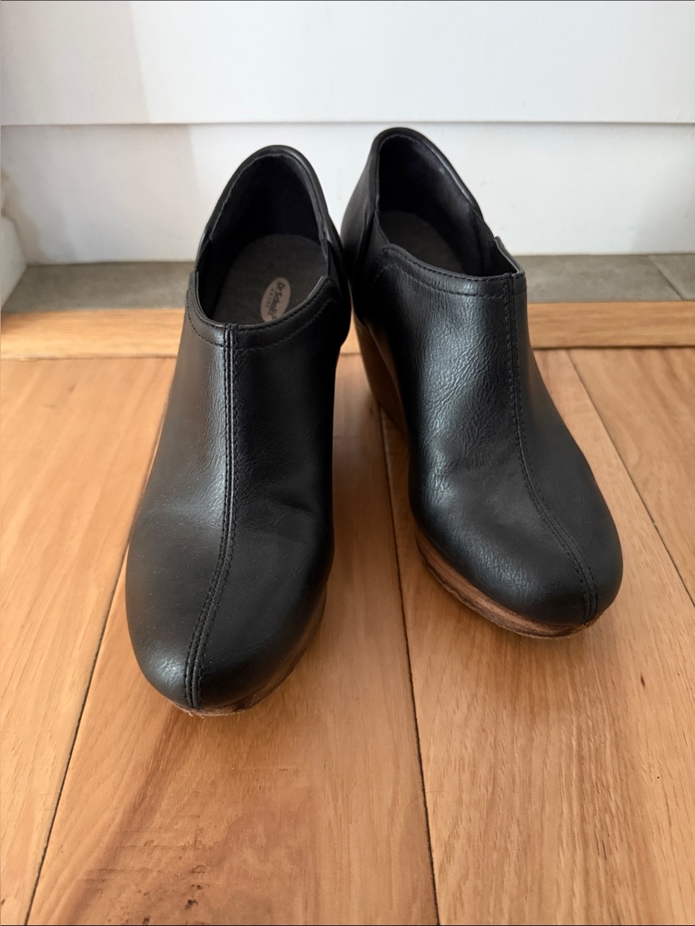 Dr. Scholl’s Classic Black  Slip-On Heel wedges - Smooth Upper, Size 6.5